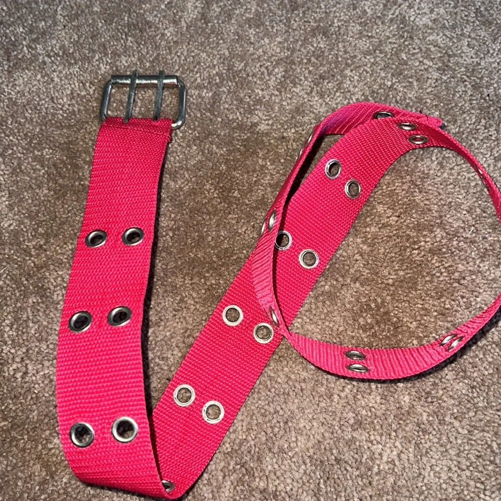 Girls pink belt size small